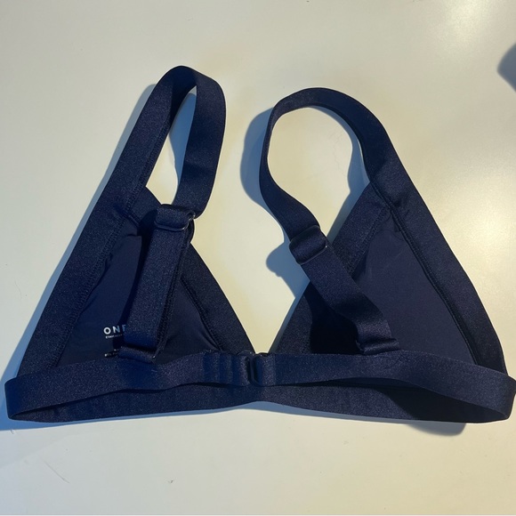 ONEONE Swimwear Kameron Top - Picture 4 of 7